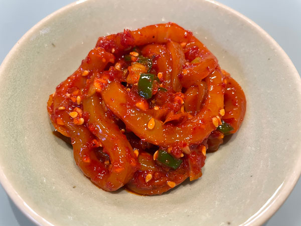 오징어 젓갈 무침 플레이팅