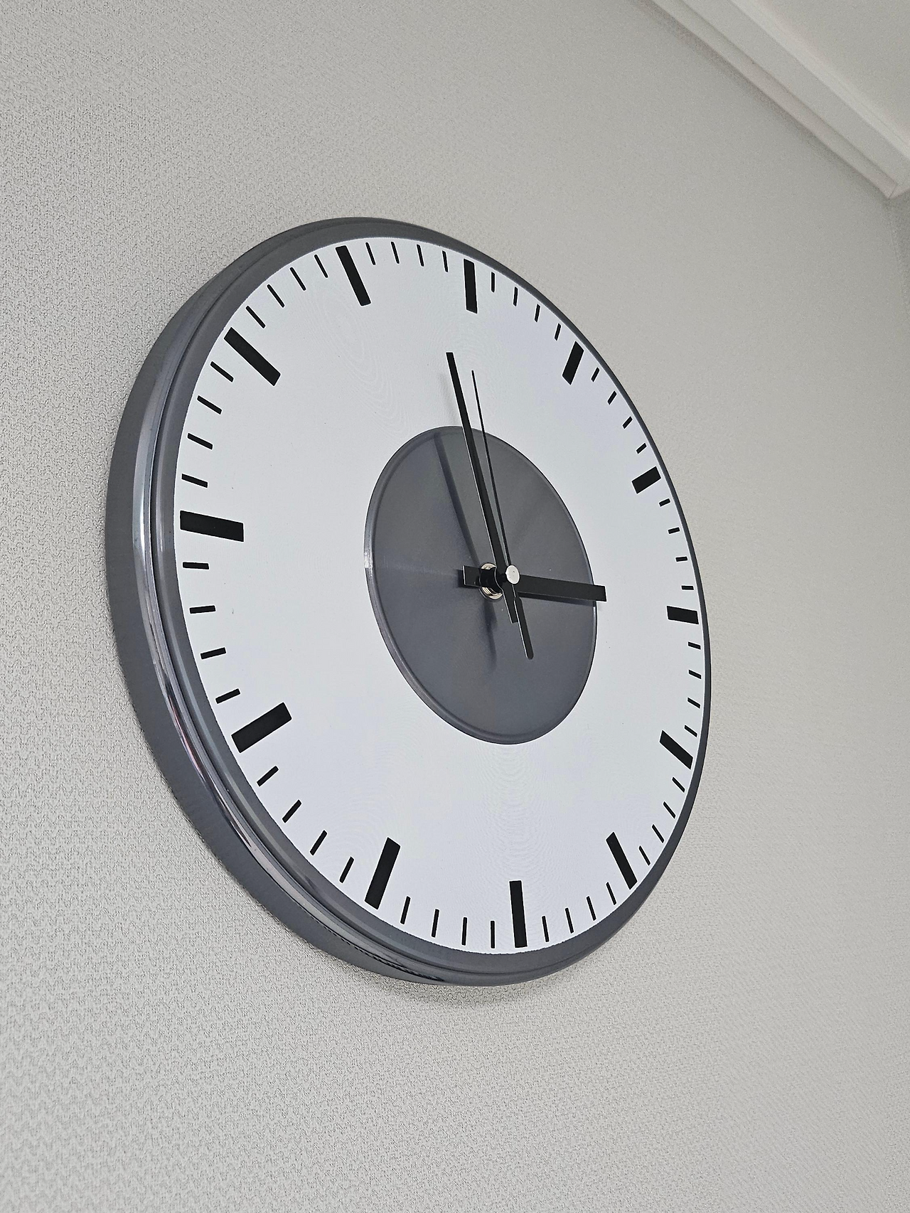 Aluminum Wall Clocks (Advantages & Recommended Reasons)