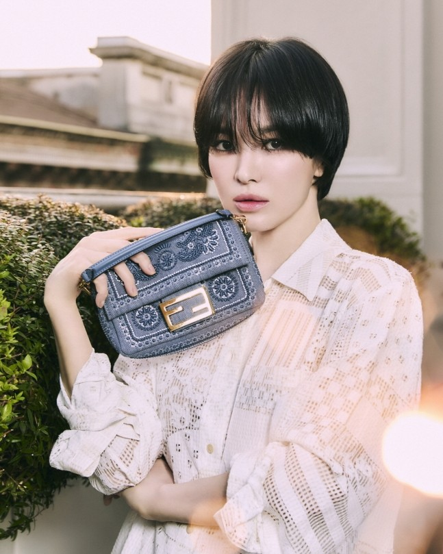 송혜교와 함께한 펜디(FENDI) 2025 여름 컬렉션 화보 공개