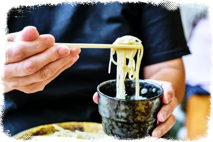 고수의부엌 38년 노포 가락국수 메밀국수 국수 소바 우동 맛집 경기도 이천 맛집