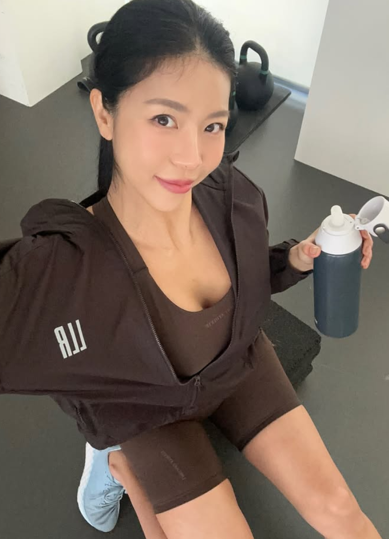 제이제이 프로필 총정리|나이·본명·학력·남편 줄리엔강·최근 근황까지
