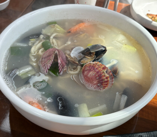 생생정보 낙지 한상 세트 낙지볶음 파전 해물칼국수 인천 중구 을왕리 해상궁