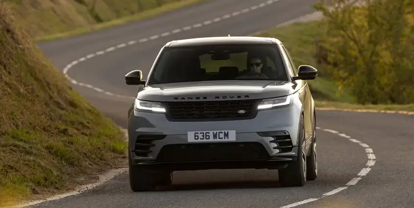 레인지 로버 벨라 이미지