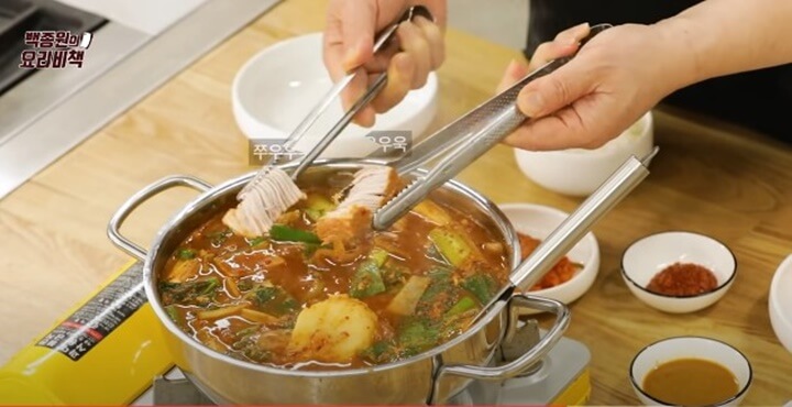 고기가 부드럽게 찢어짐