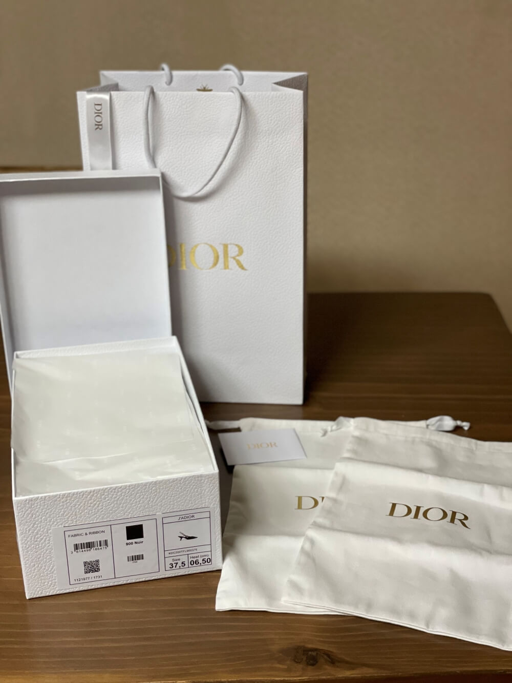 자디올-슬링백-펌프스-미들힐-구성품