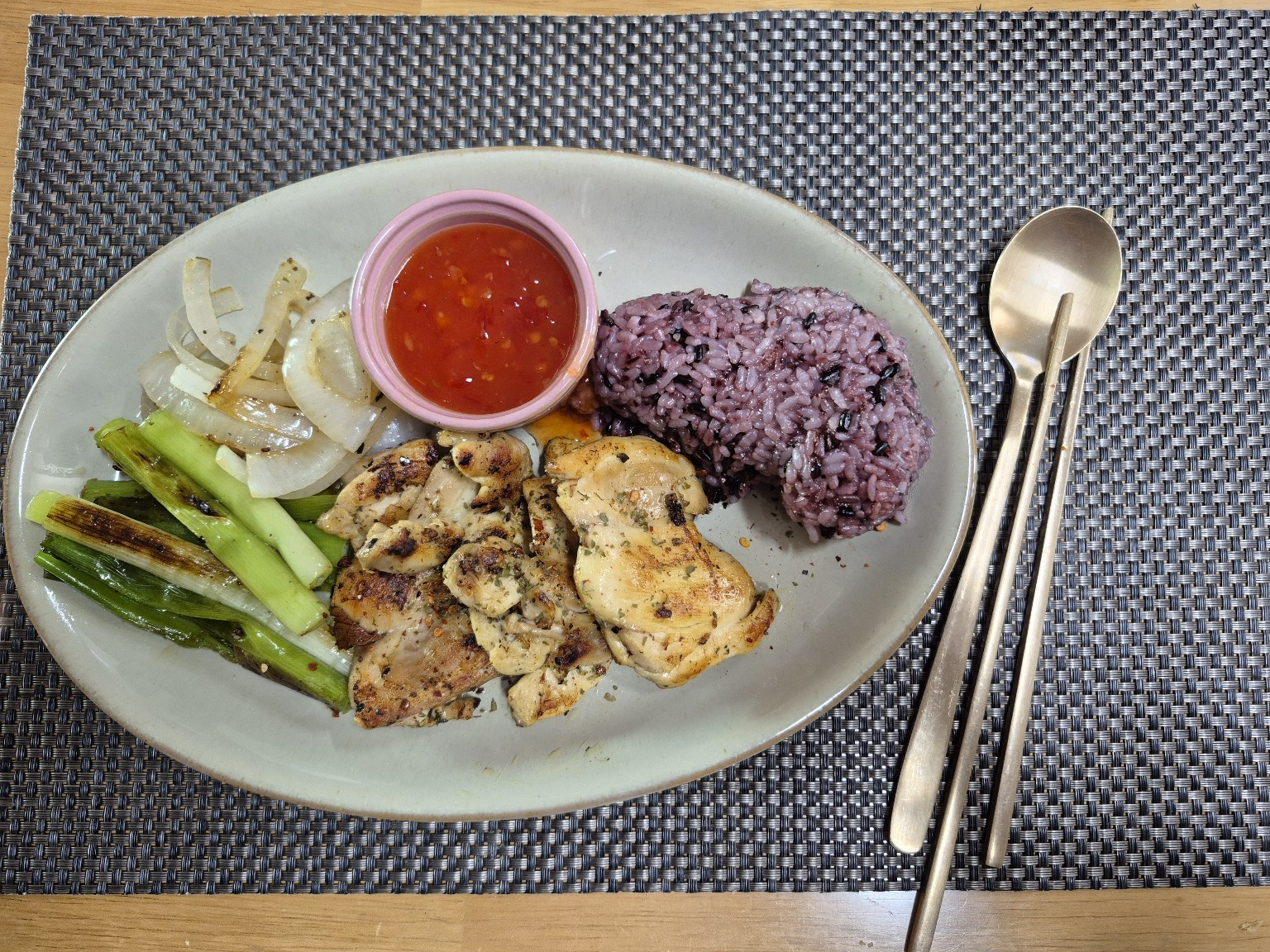 닭가슴살 구이 정식