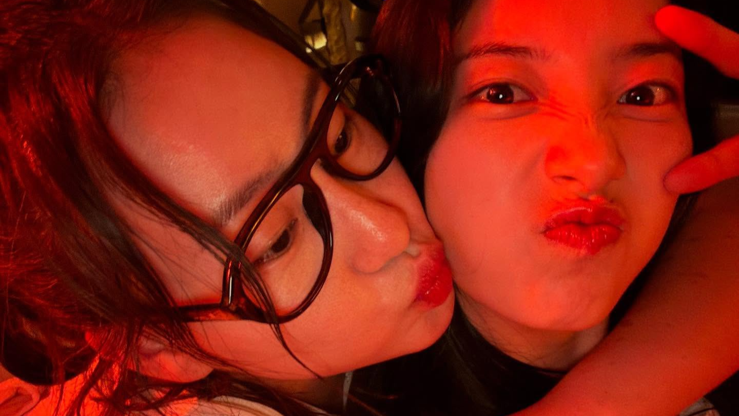 가수 조현아와 배우 수지