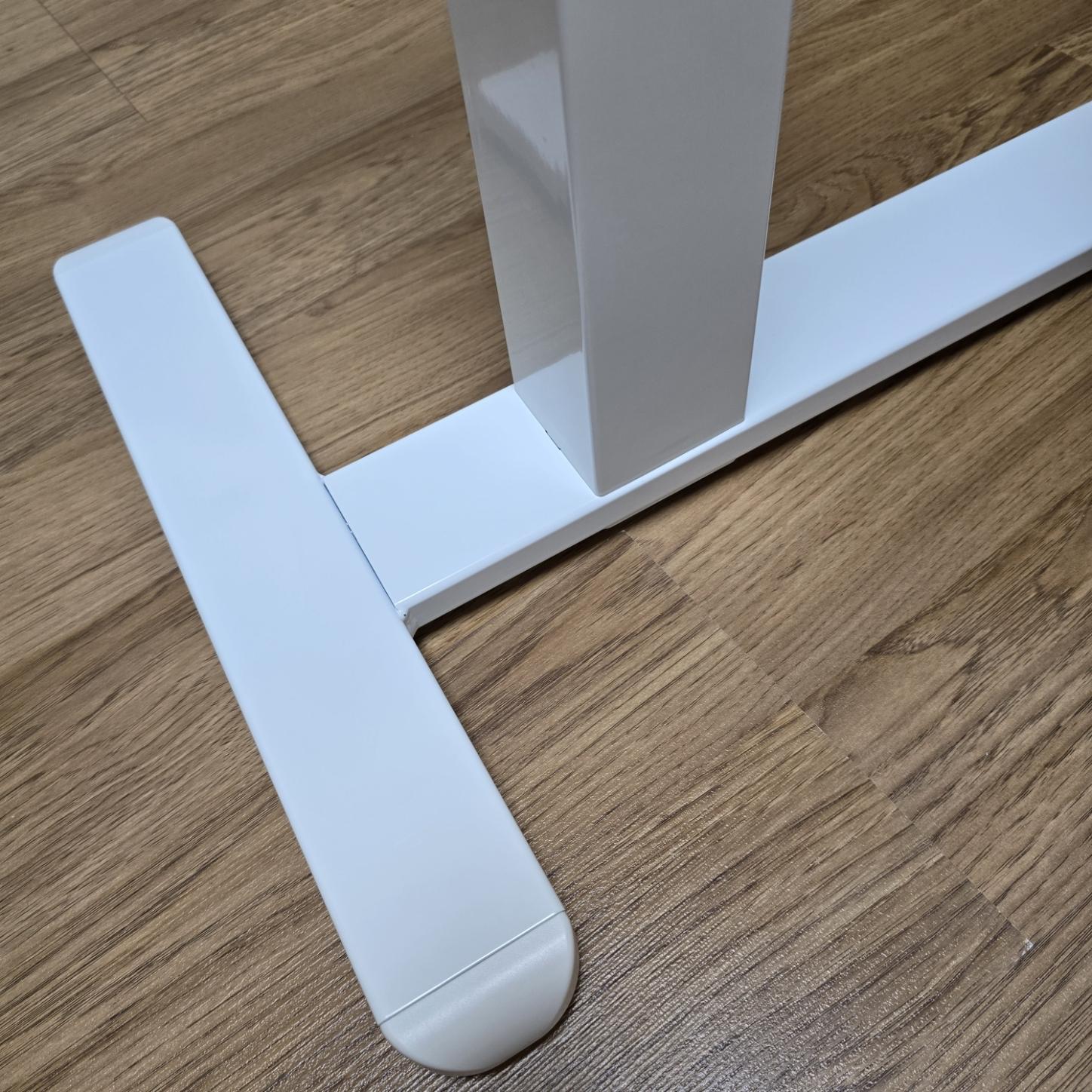 핏쳐 사이드 테이블 TS2 다리 조립