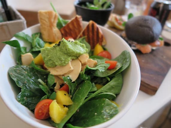 불포화 지방산이 풍부한 아보카도 오일