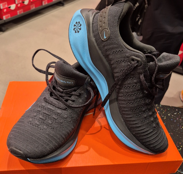 나이키 리액티브 인피니티 런4 러닝 입문자 추천