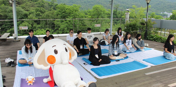 현대인의 바쁜 일상에 '멍때리기'가 필수입니다.