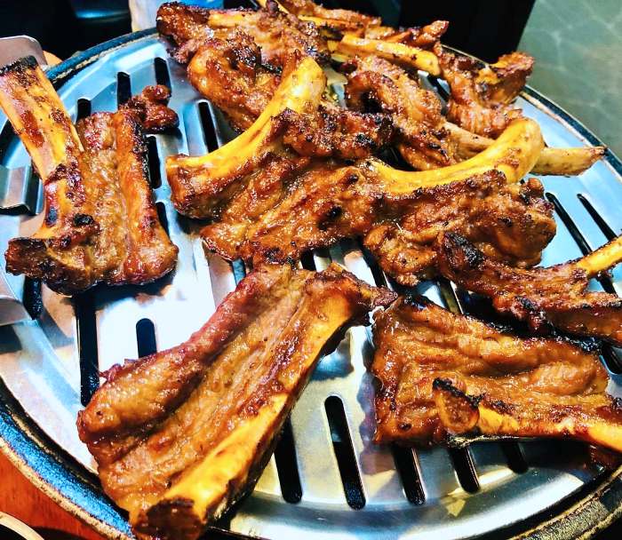 생방송 오늘저녁 대전 한정판 도끼 등갈비 맛집