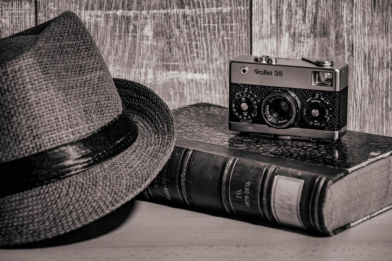 책과 카메라