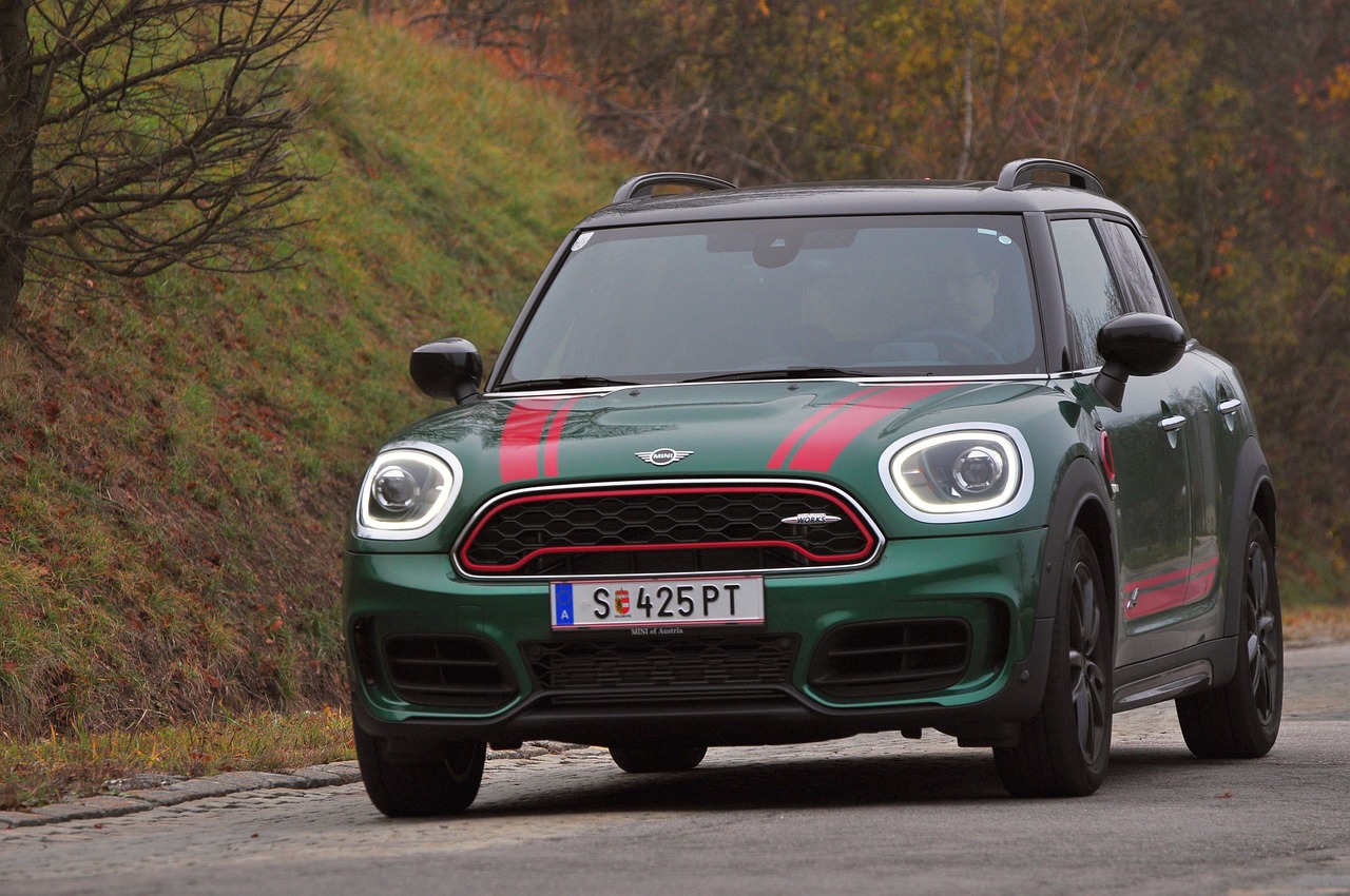 미니 쿠퍼 차량