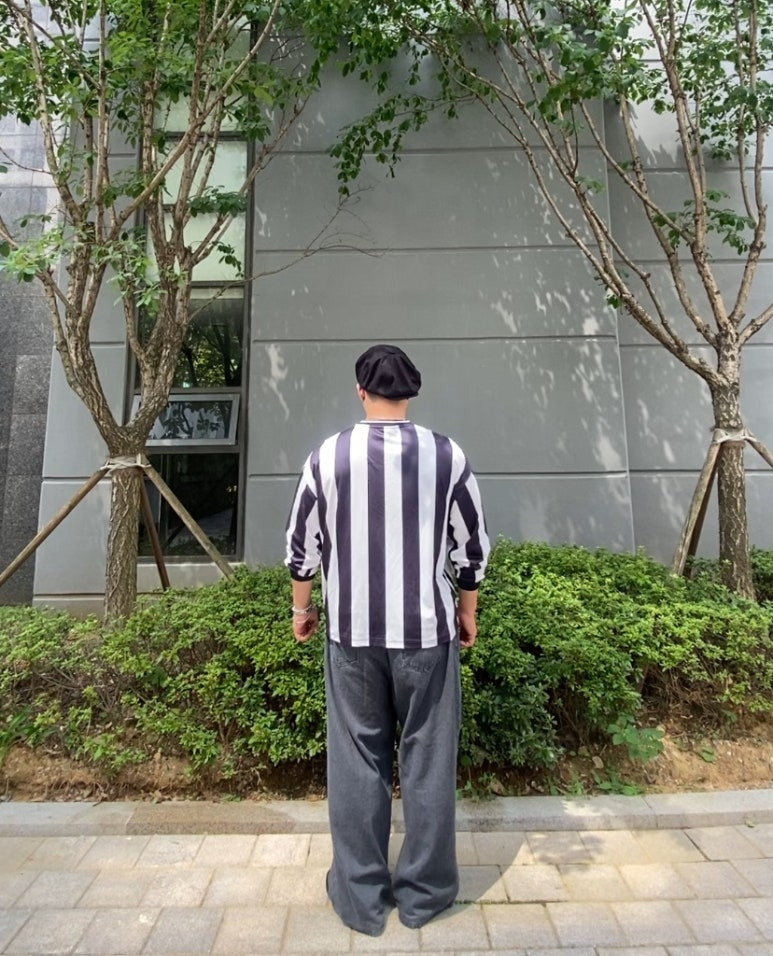 데일리룩('26. 8. 29.)밀리어네어햇 빈티지 헌팅캡 베레모, 필루미네이트 지브라 유벤투스 델피에로 티셔츠, 그리너리크리드 와이드 데님팬츠, 킨치 SHOWER 808 더비슈즈