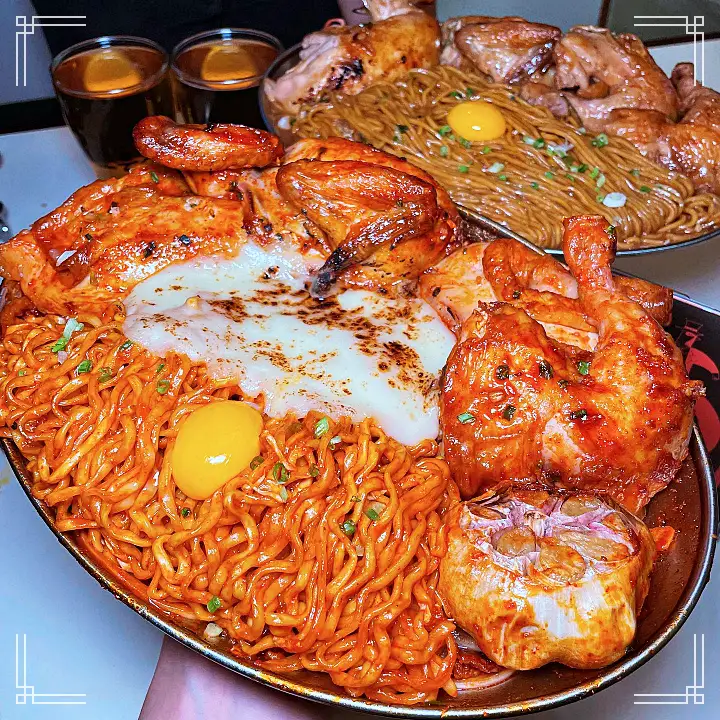 줄서는식당 49회 함은정 미국계 치즈케이크 태국계 푸팟퐁커리 한국계 불닭볶음면 일본계 야끼소바 광진구 군자 전기구이 통닭 맛집