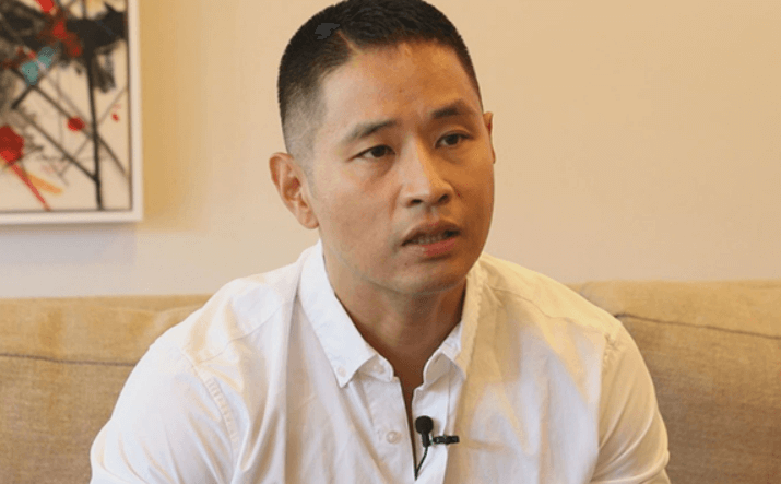 유승준 인터뷰 중인 모습