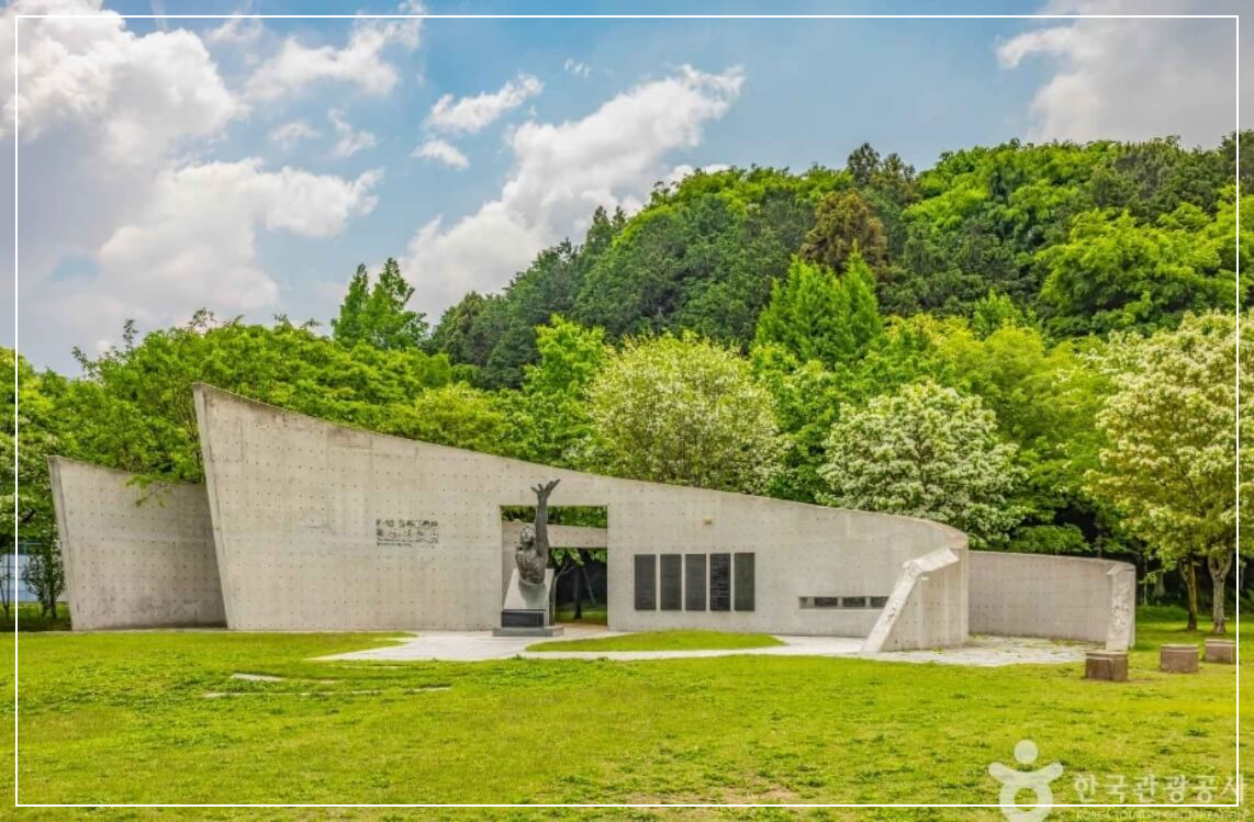 광주 가볼만한곳 베스트10 5&middot;18민주광장 및 기념관