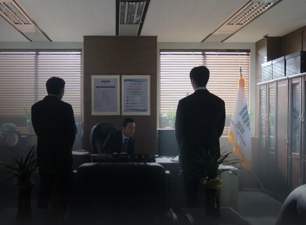 광장 넷플릭스 드라마 출연진과 원작 비교 몇부작