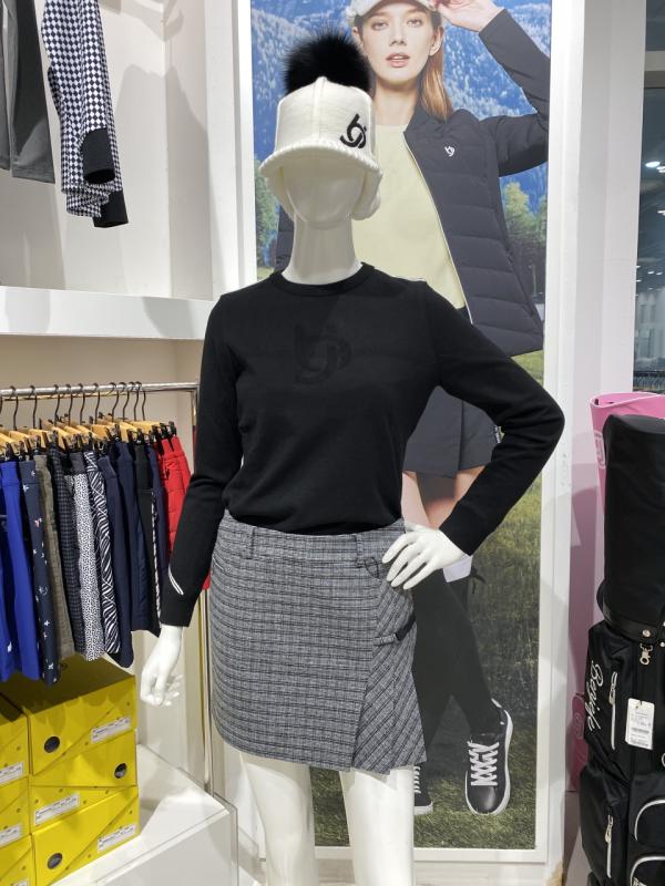 벤제프 여성 BJ로고방풍 라운드 풀오버 니트 NA BM5QWSP806