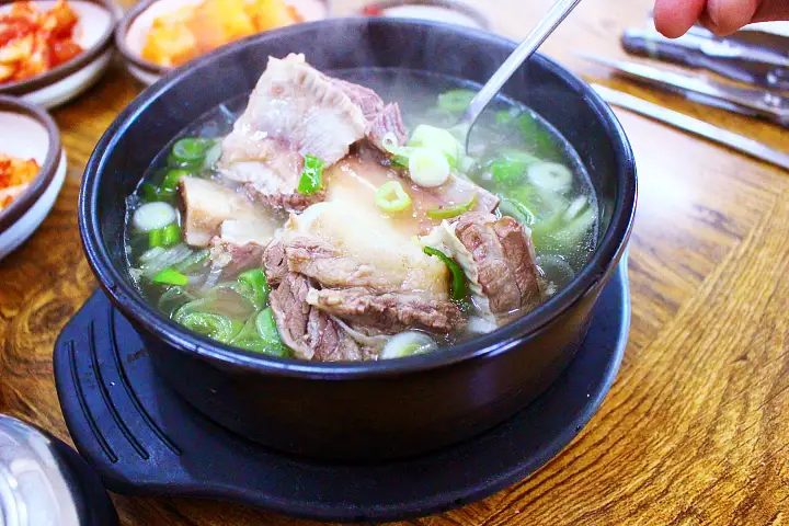 생방송오늘저녁 창원 안민동 매운 소갈비찜 백반 갈비탕 맛집 추천