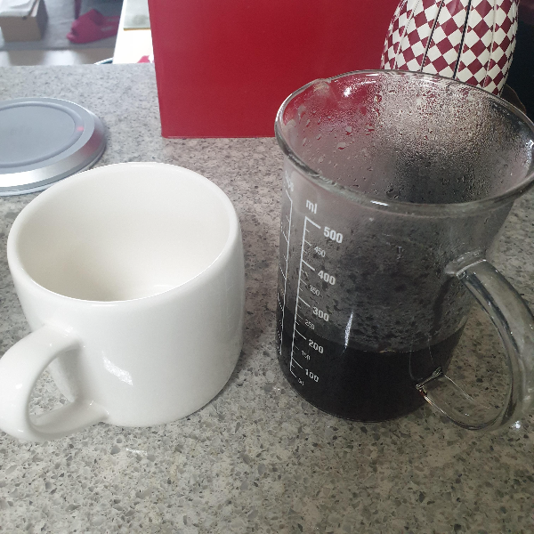 하리오 스위치를 이용한 커피 추출 레시피: feat. 테츠 카츠야_추출완료