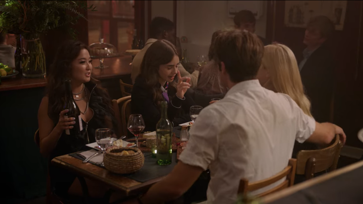 에밀리-파리에-가다-시즌1-7화