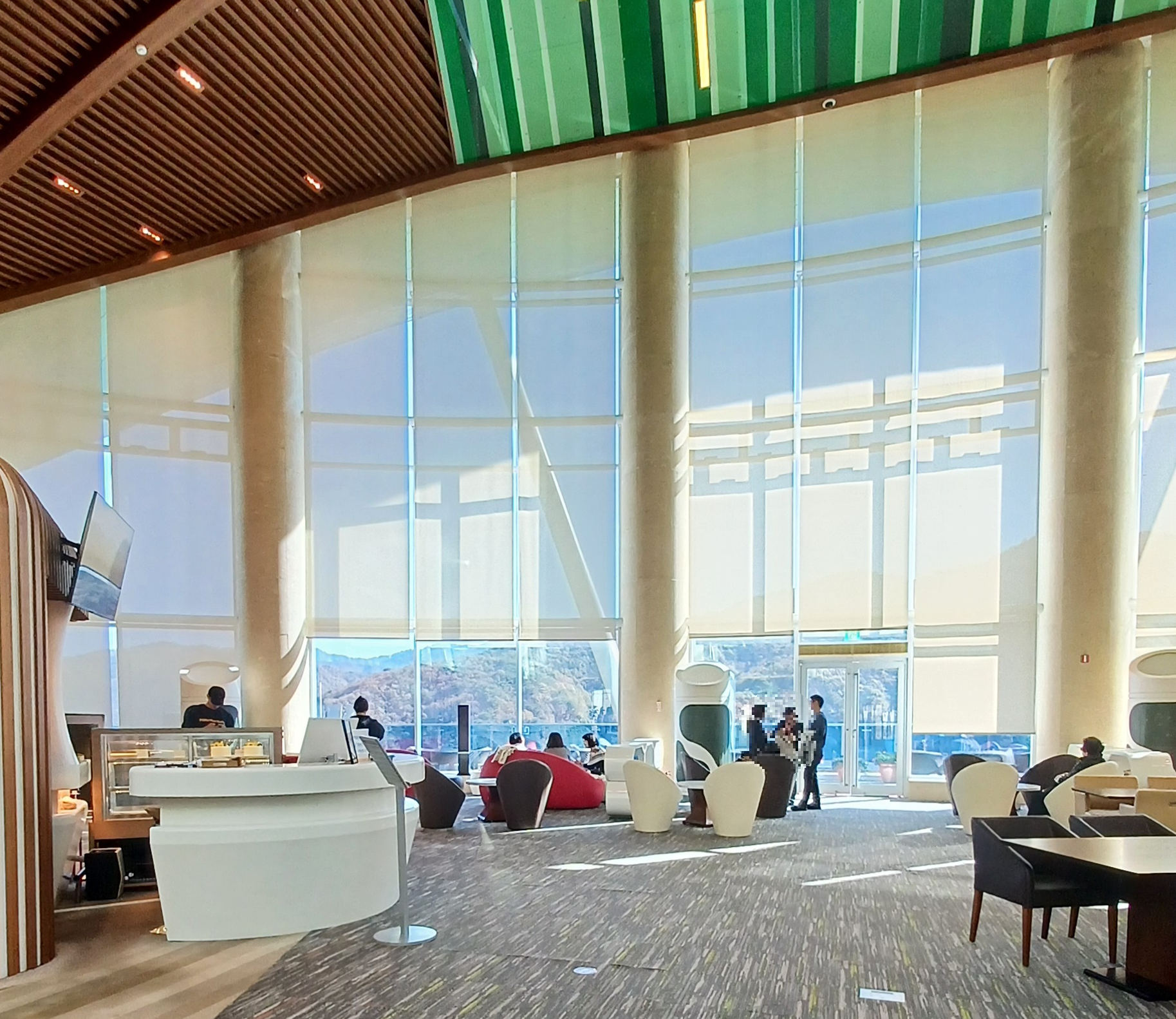 더엠브로시아-카페-5