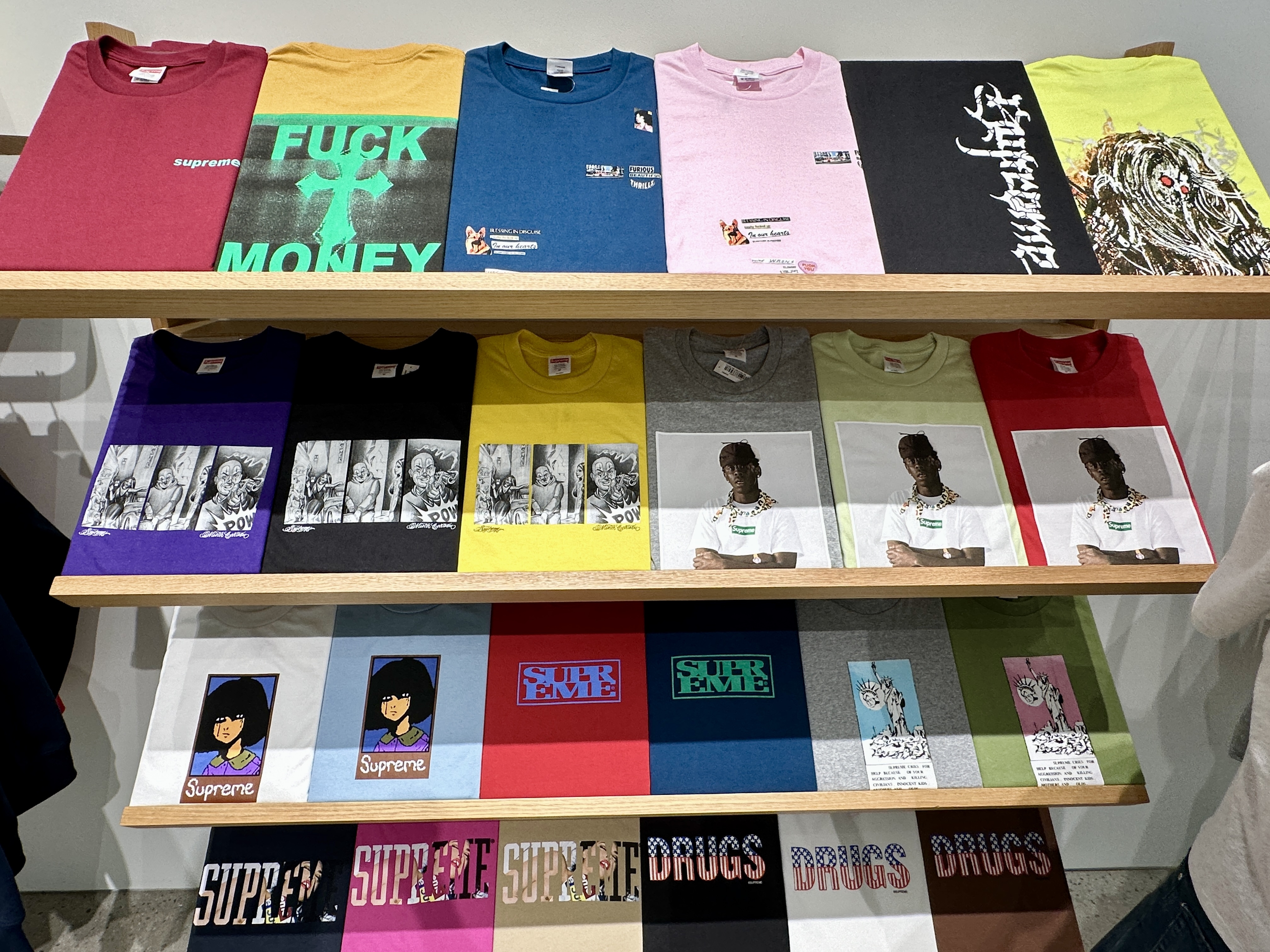 슈프림 24FW 반팔티