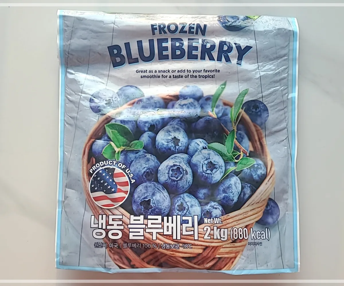흰테이블-위에-블루베리