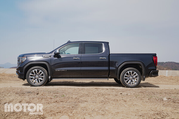 GMC 시에라 드날리