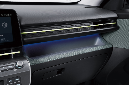 코나 하이브리드 내부 디자인