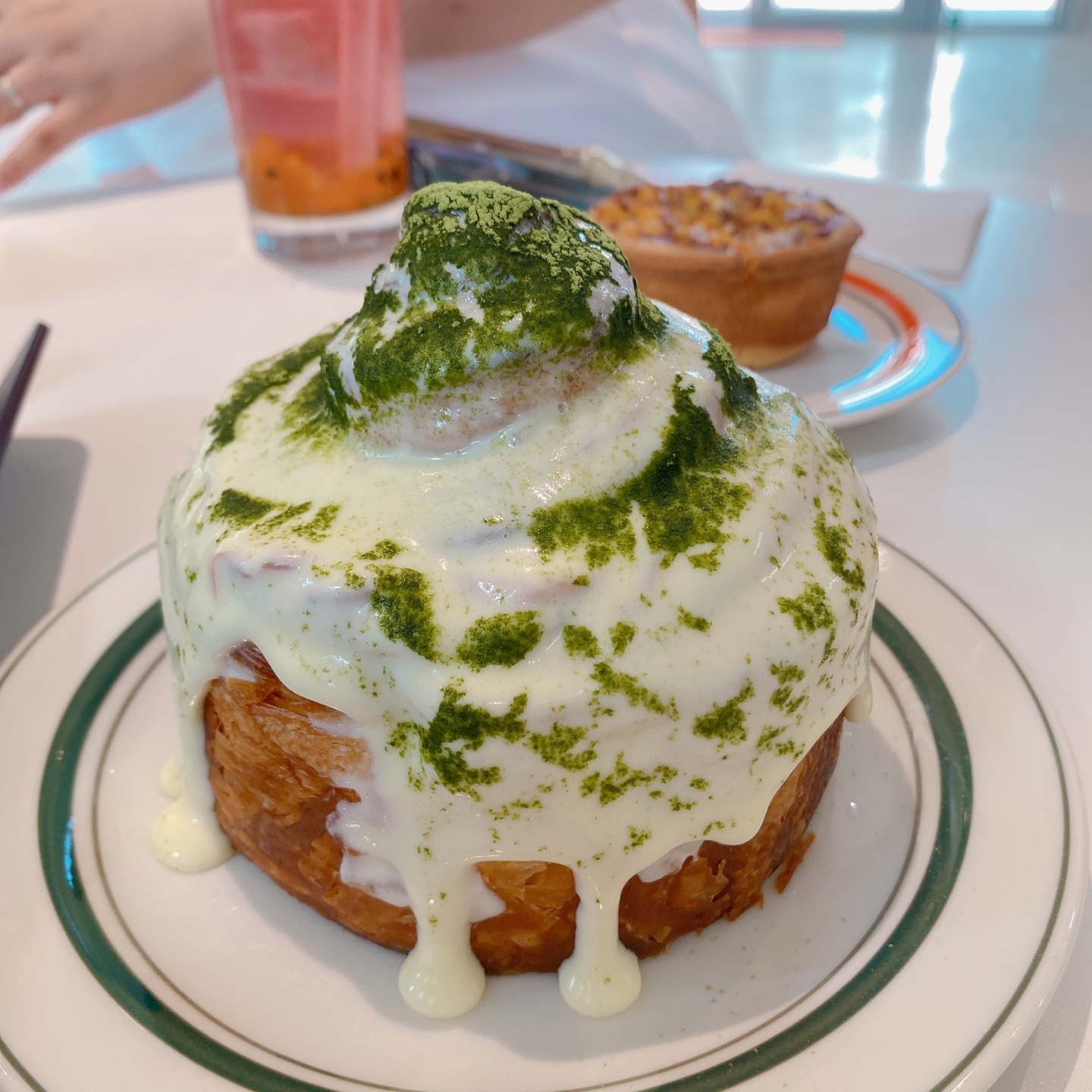 제주 구좌 송당무끈모루 안돌오름 밧돌오름 웨딩포토존 웨딩촬영 대형베이커리 카페 안도르 andor 인생샷