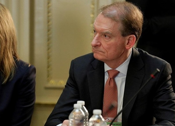 폴 앳킨스를 SEC 의장으로 임명