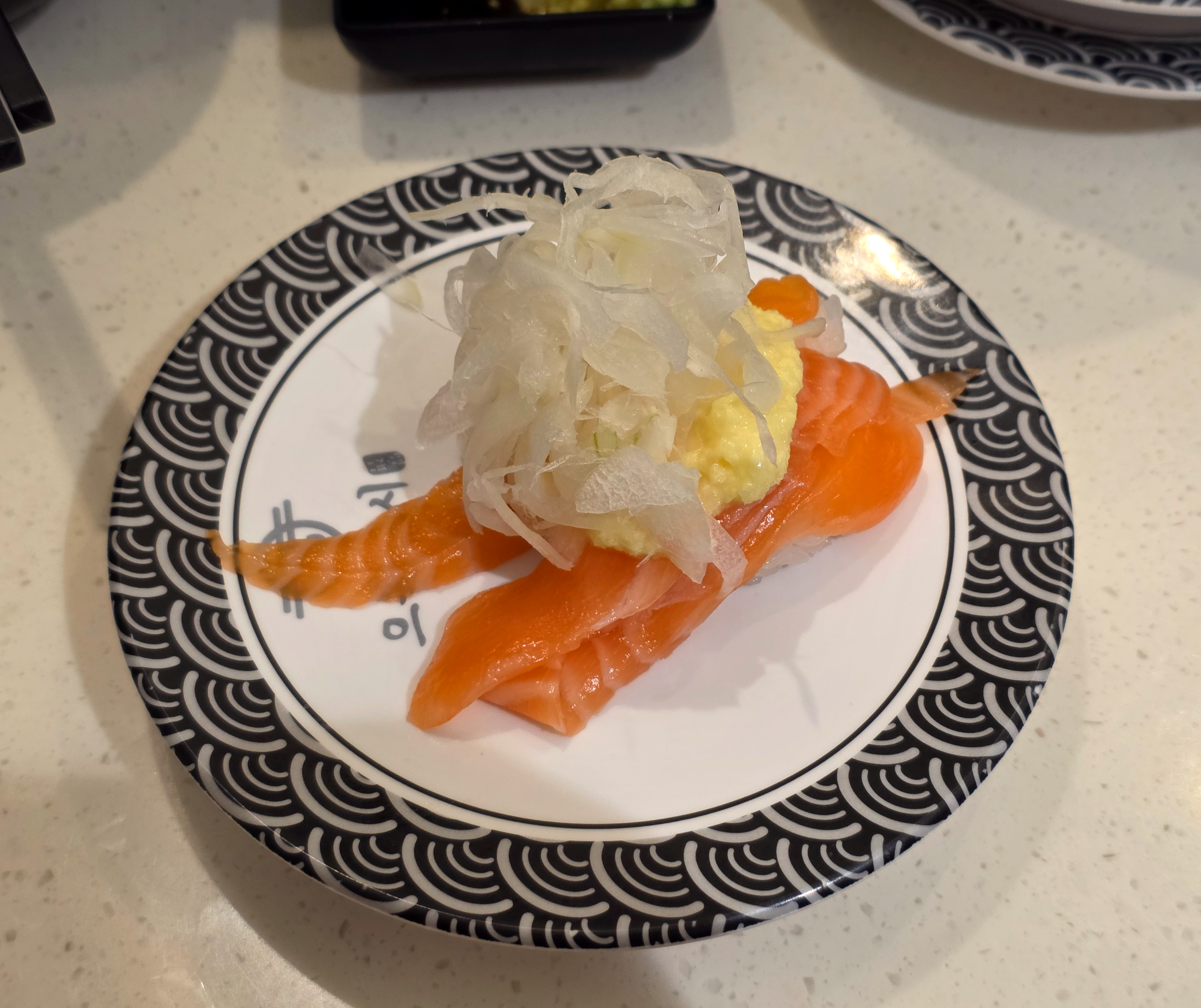 압구정회전초밥음뜸스시