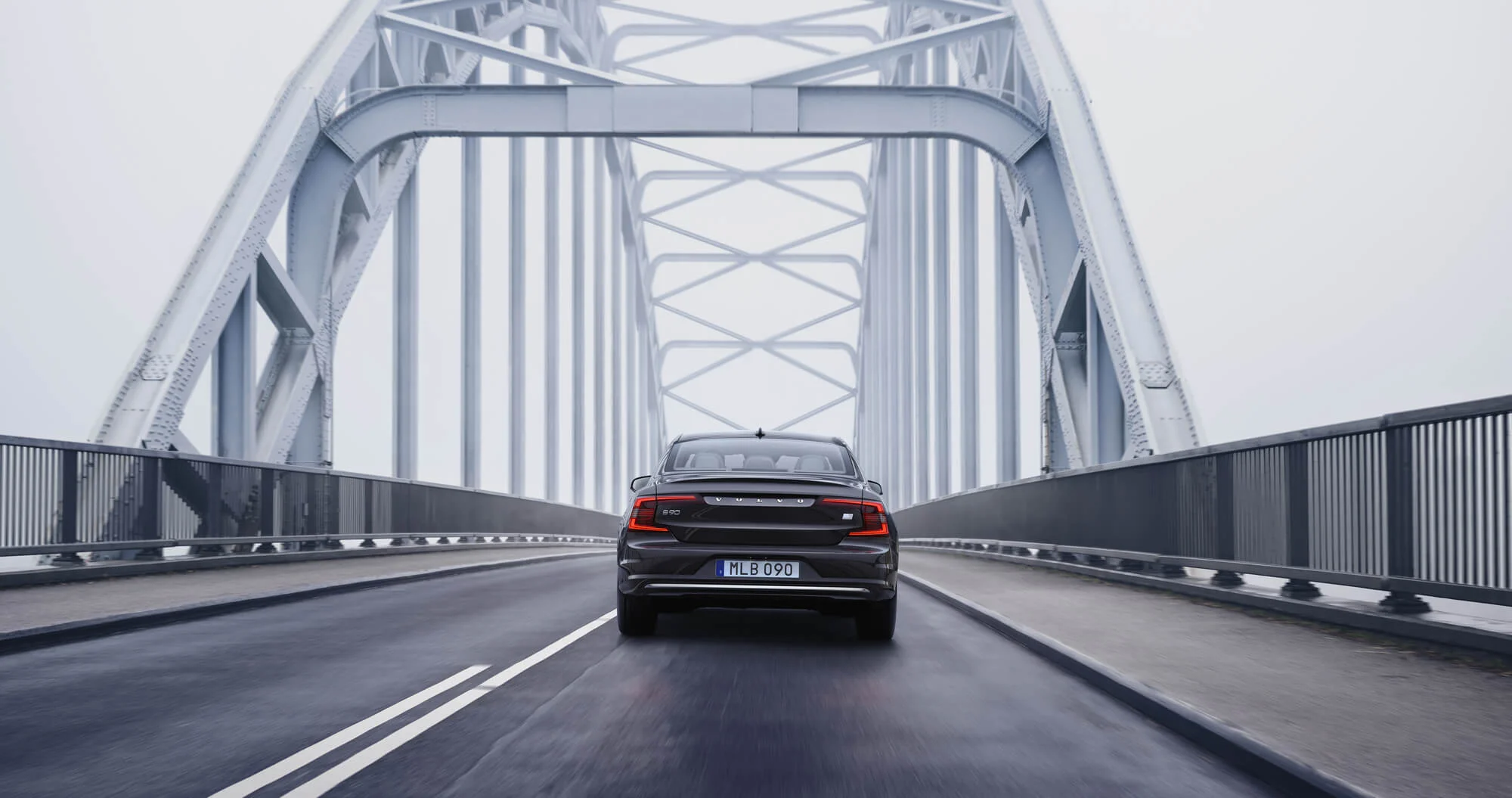 S90