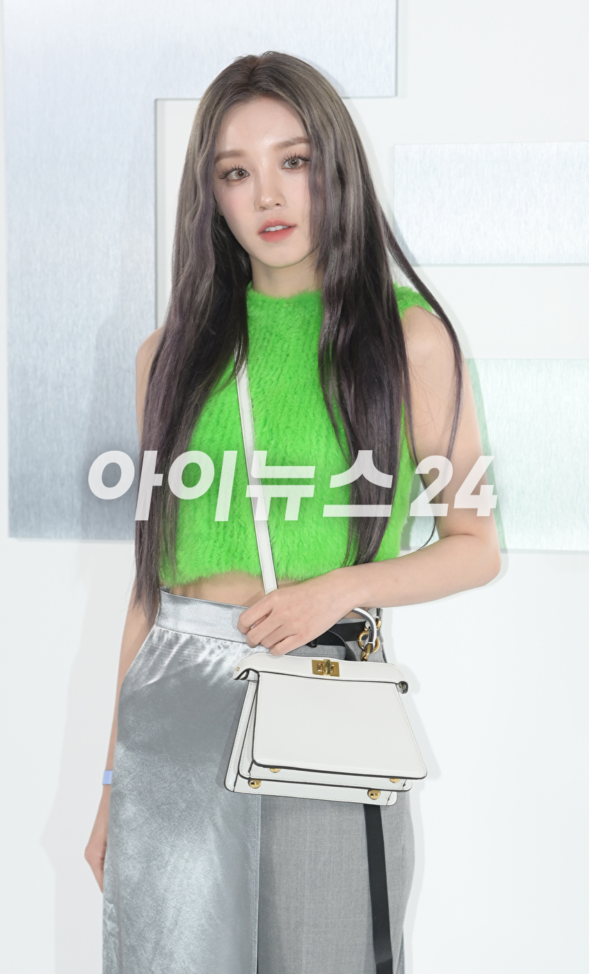 그룹 (여자)아이들 우기가 8일 오후 서울 동대문 DDP 아트홀에서 열린 팔라초 펜디 서울 플래그십 부티크 오픈 기념 애프터 파티에 참석하고 있다. [사진=정소희 기자]