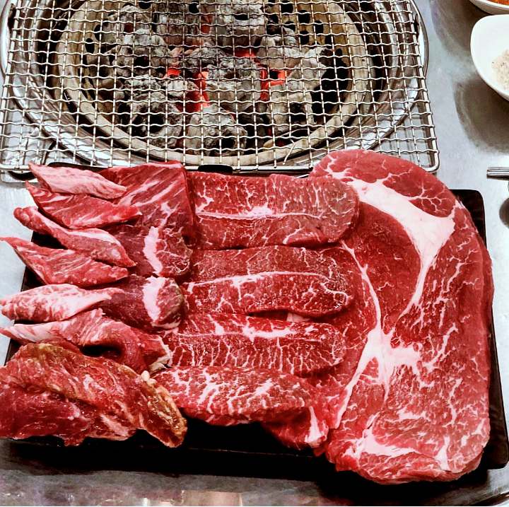고양 행신 가게 소고기 무한리필 부페 1인 19,800원 뷔페 갈비살 토시살 부채살 꽃등심 가격파괴와이 맛집 추천