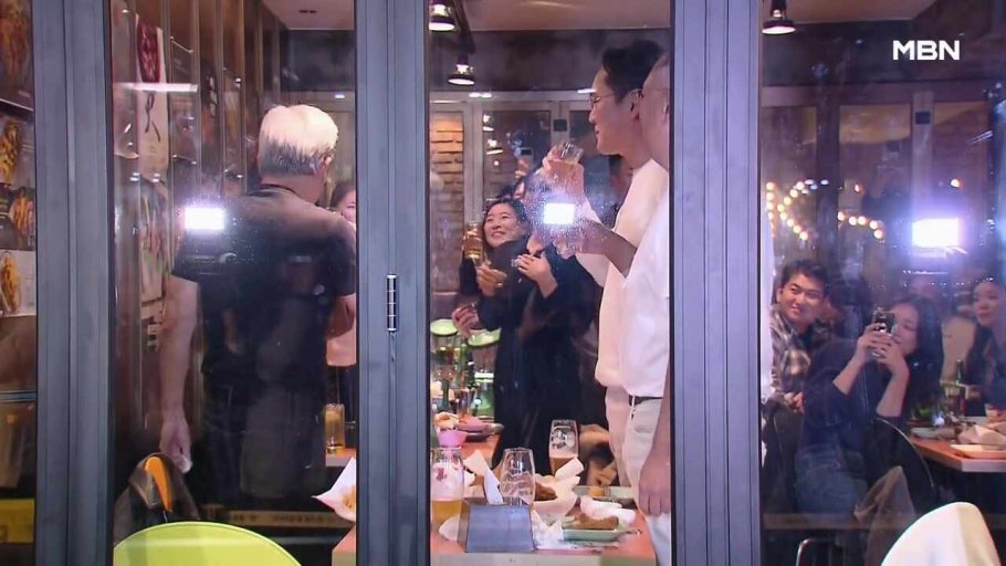 젝슨 황 치킨 깐부치킨 젠슨황