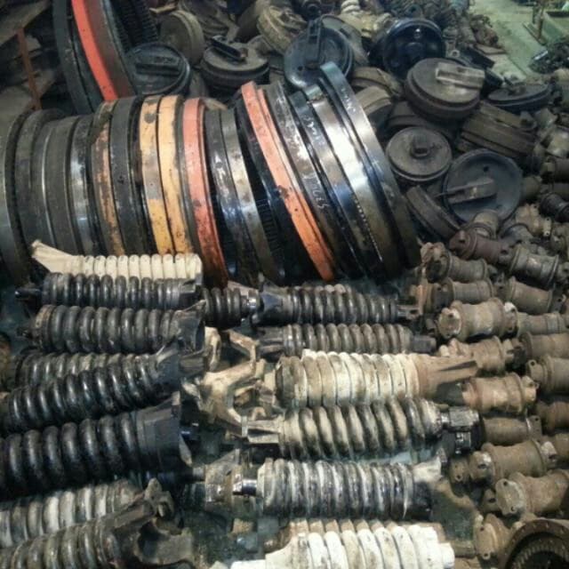 중장비 부품 구매 시 정품 vs 호환 부품 차이