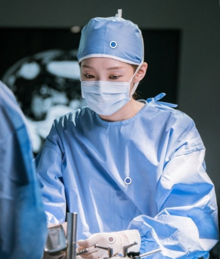 수술실-가운-장갑