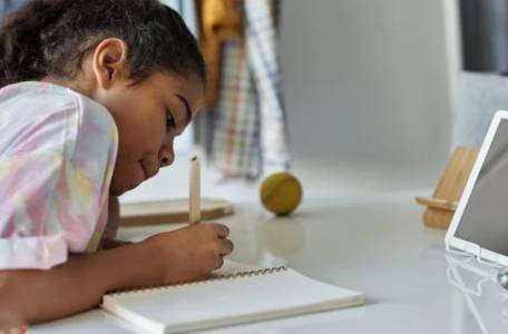 학교에서 숙제를 안 해서 벌을 받는 꿈 : 꿈해몽 총정리!