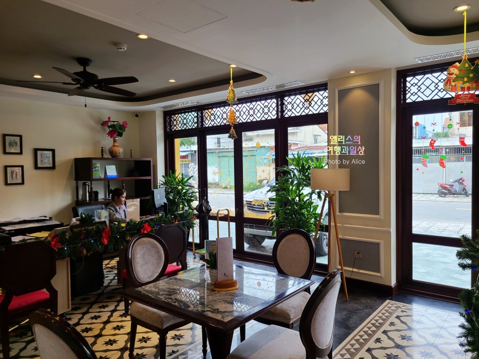 가성비 대박, 호이안 멀베리 컬렉션 실크빌리지 리조트 트렌디 프리미어룸 발코니 솔직후기