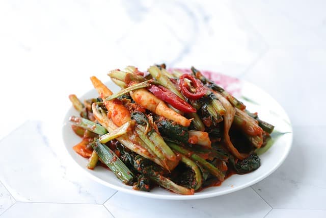 열무김치 담그는법 5단계 완벽 가이드 – 아삭한 여름김치 황금비율 레시피