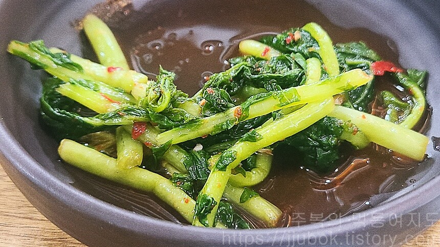 밀밭길-밑반찬-열무김치