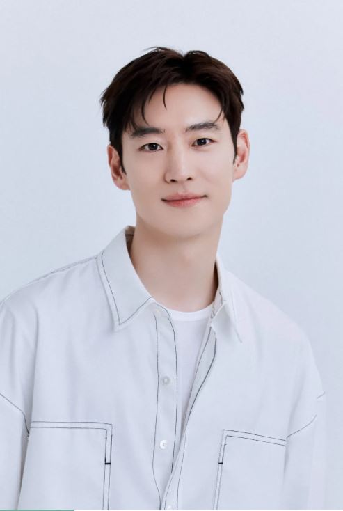 이제훈 프로필