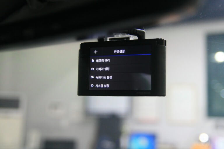 겨울철 배터리 방전의 주범 블랙박스