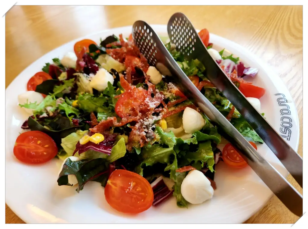 모짜렐라샐러드