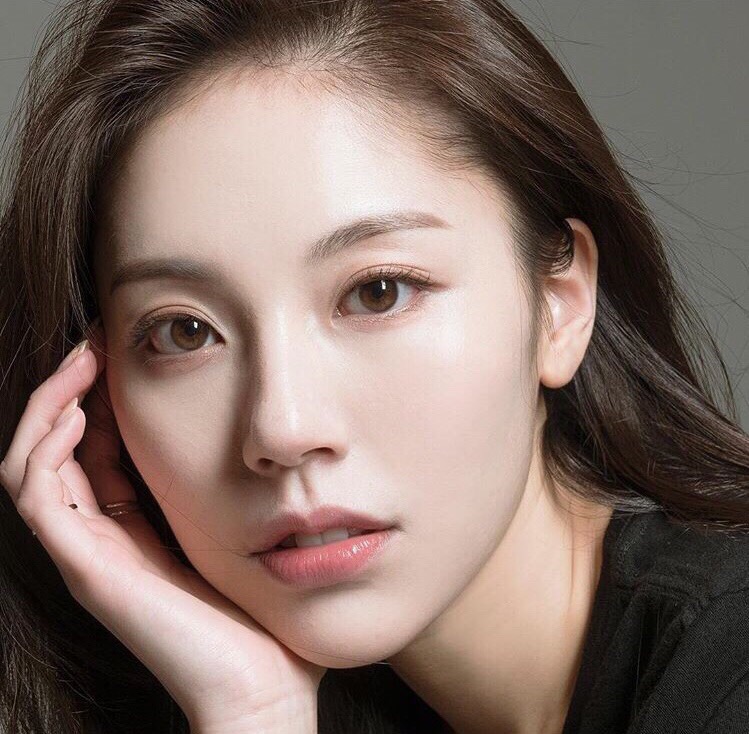 한일 혼혈 배우 미즈사와 에레나