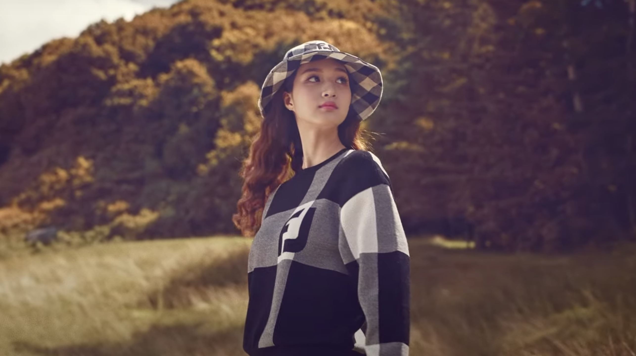 풋조이 광고 여성모델